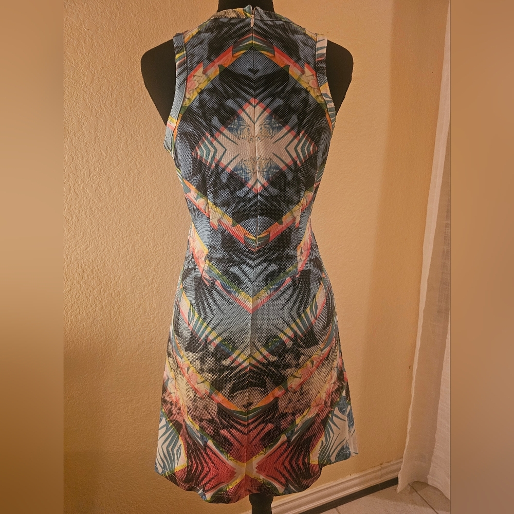 Colorful Geometric Cut-Out Dress - Picture 6 of 6